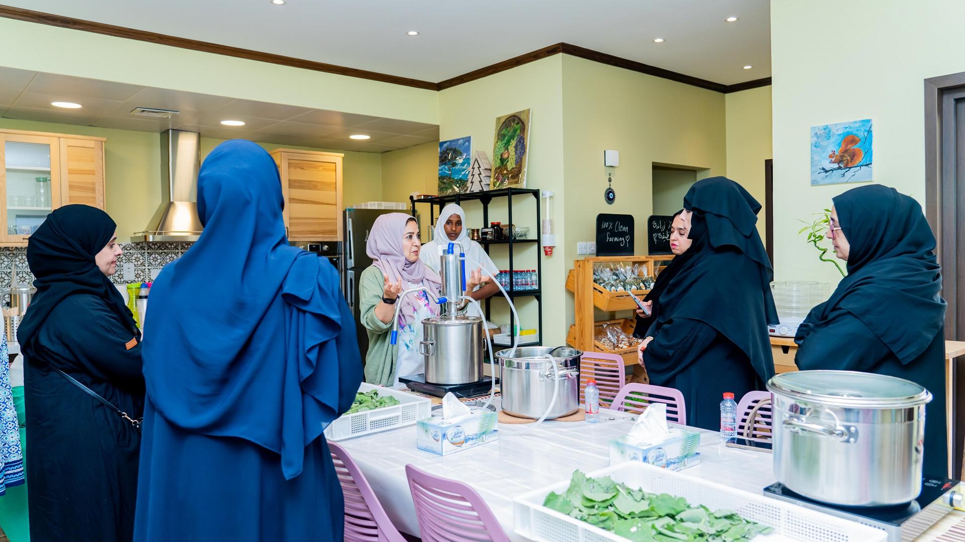 مجلس سيدات أعمال عجمان ينظم ورشة "الصناعات التحويلية للمنتجات الزراعية"