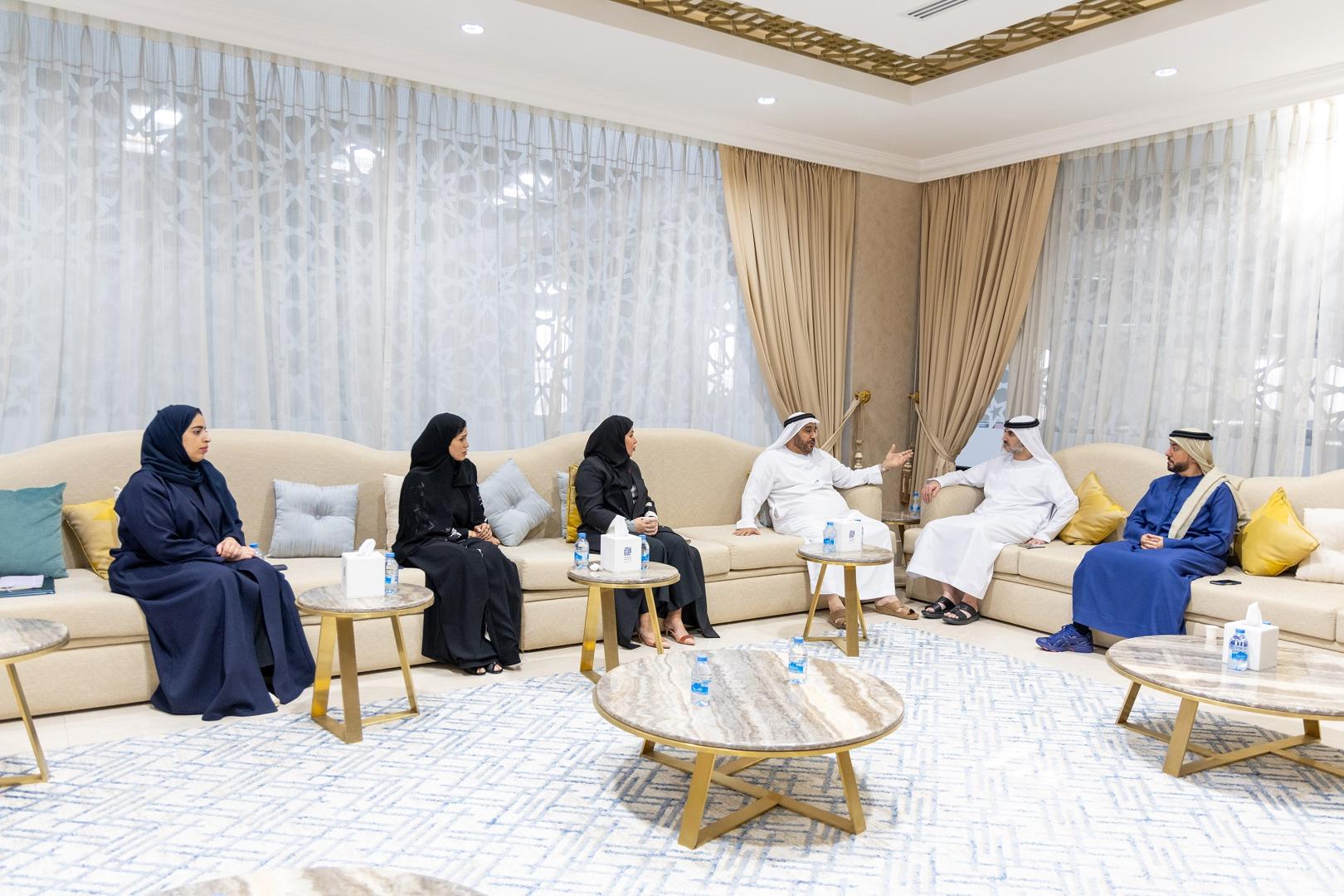 غرفة عجمان تسعى لتوعية أعضائها من القطاع الخاص بالبرنامج الوطني "حياة"
