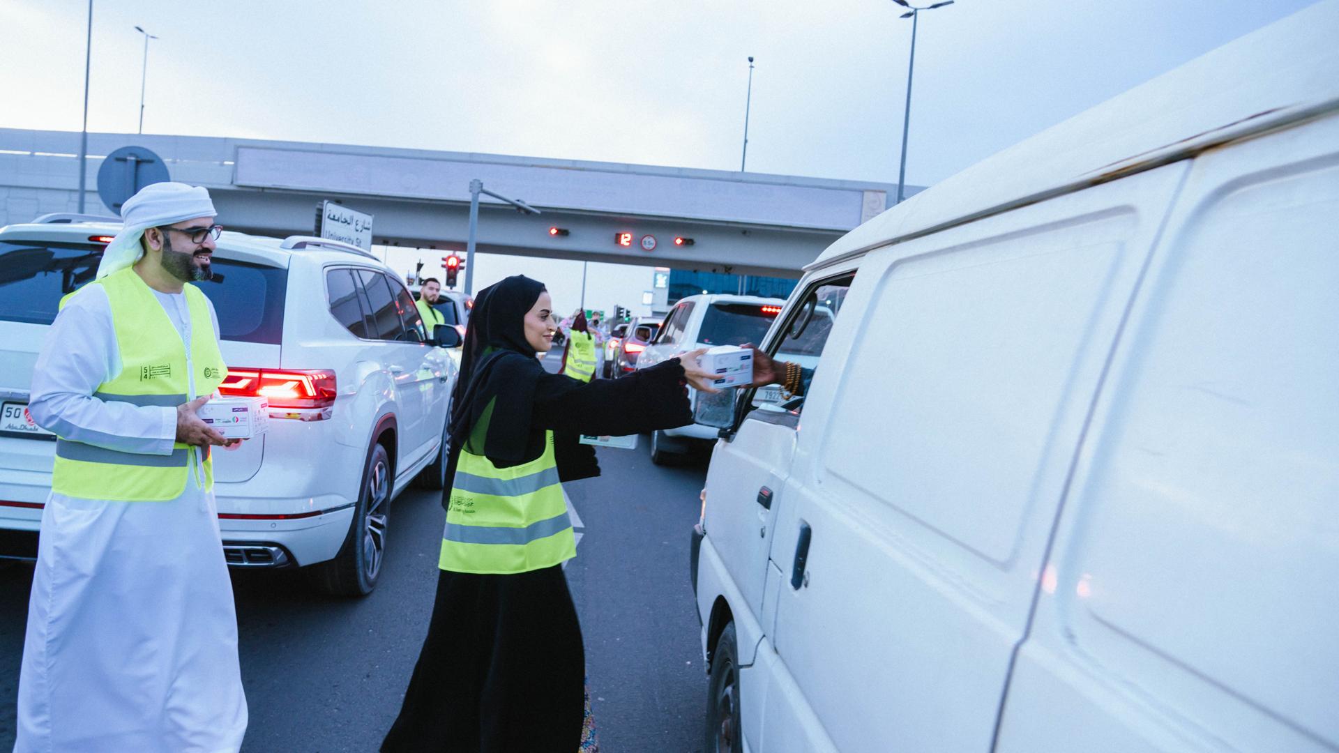 مجلس شباب غرفة عجمان يعزز دوره المجتمعي بالمشاركة في مبادرة رمضان أمان