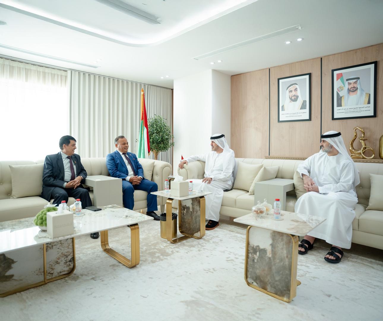 غرفة عجمان تعزز علاقات التعاون الاقتصادي وتنمية الاستثمارات مع نيبال